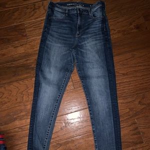 American Eagle super high rise jeans w side stripe